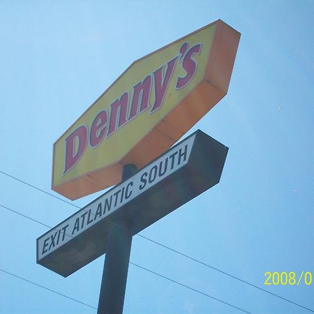 Rodeway Inn Commerce - Los Angeles מראה חיצוני תמונה