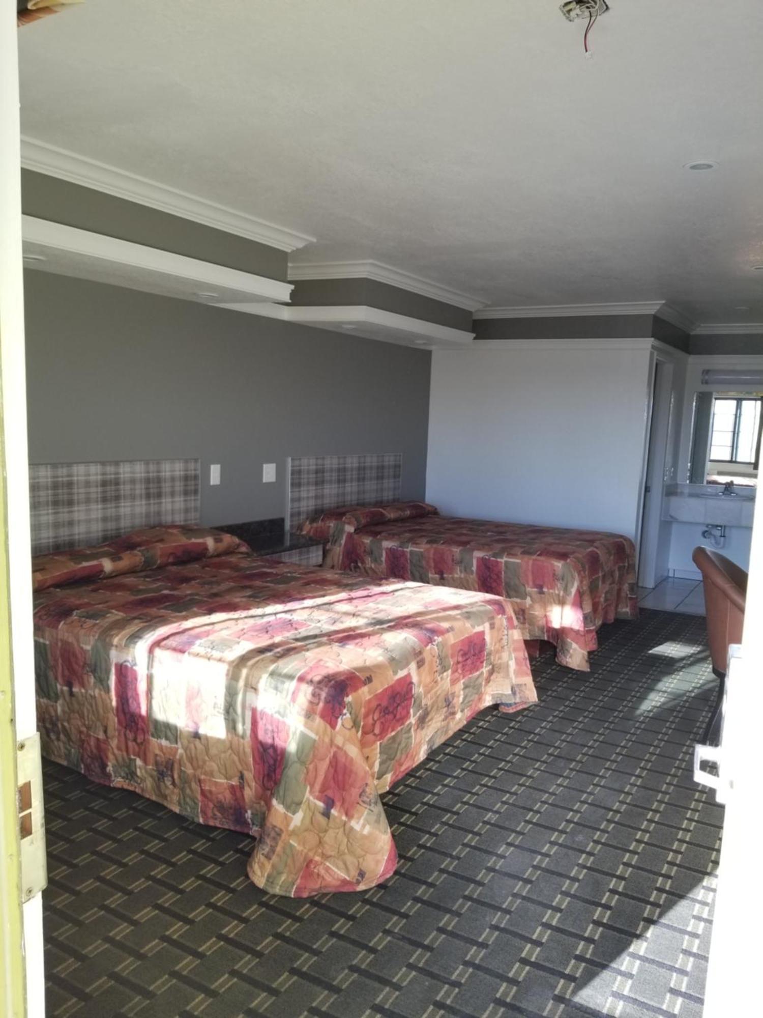 Rodeway Inn Commerce - Los Angeles מראה חיצוני תמונה